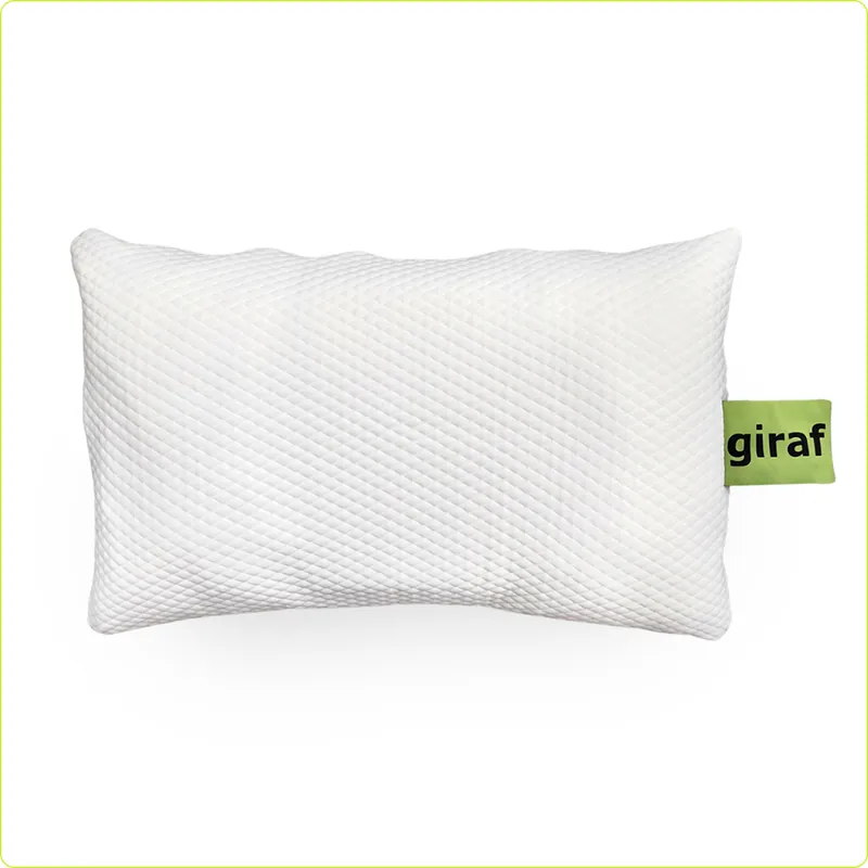 giraf Cuddle Tech Sleeping Pillow